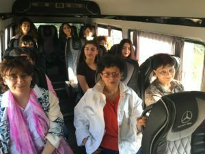 «Արվեստը` սահմանին» խմբի արվեստագետները, «Իլիկի» Sahakyan Anahit-ը — with Anahit Sahakyan, Narara Muradyan and Nana Minasyan in Nizami, Armenia.